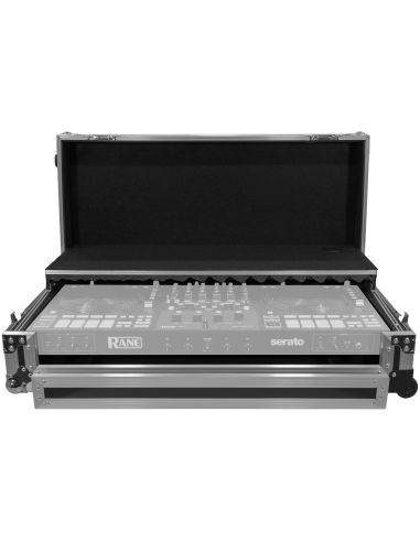 Plugger Case Flight case Rane Four