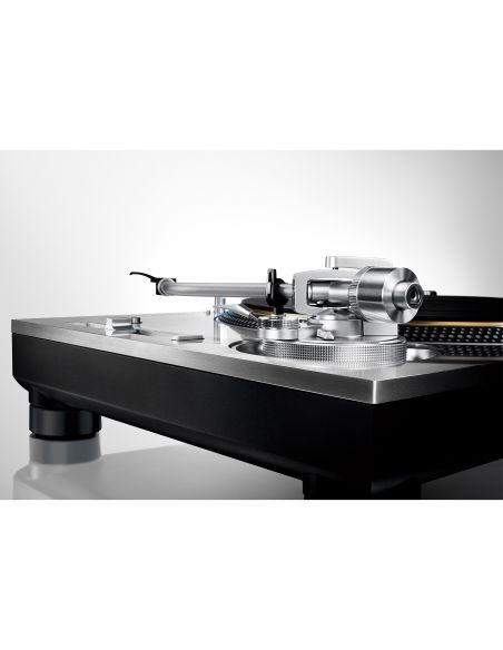 Technics SL 1200 MK7 EG Silver