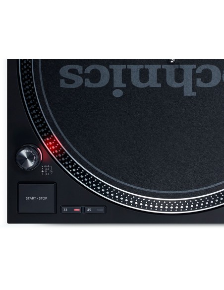 Technics SL-1210 MK7 + Flight Case