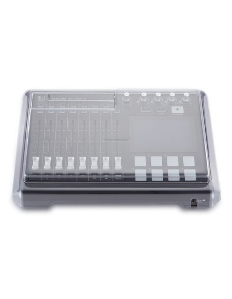 Tascam Mixcast4 Cover