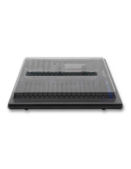 Allen & Heath QU16 cover
